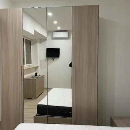 Apt. N. 2 Milánó
